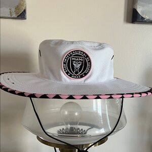 NWOT New Era MLS Miami hat